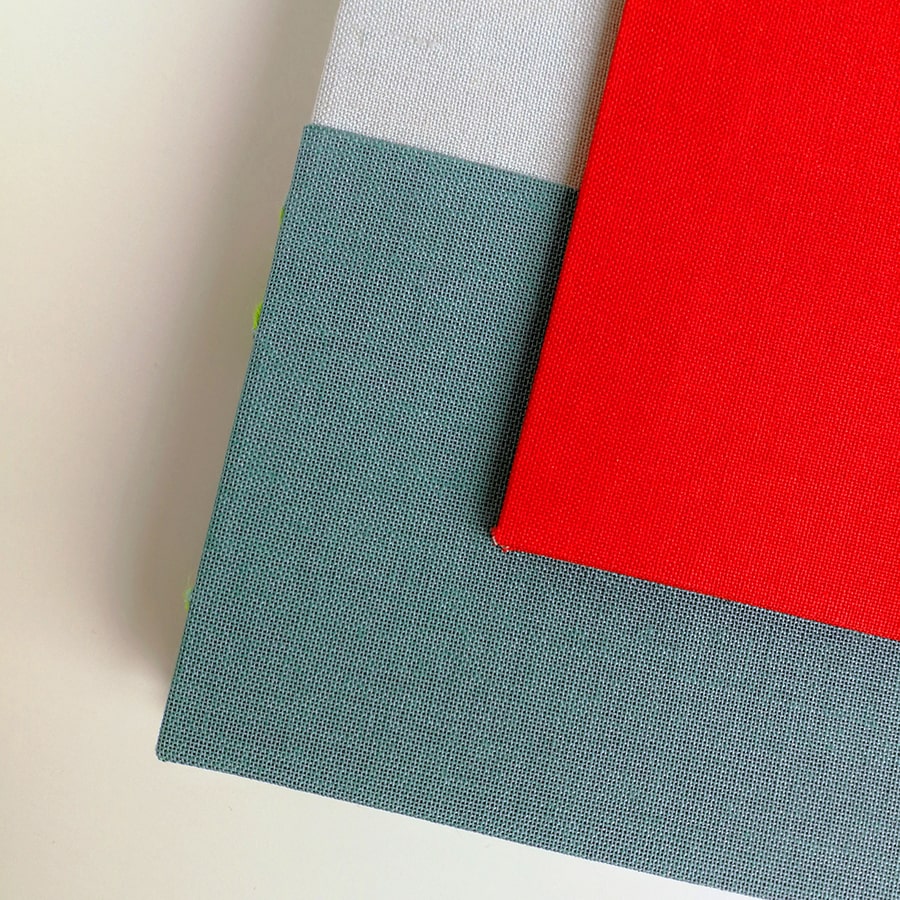Cuaderno mochila gris claro verde azulado a5 - Imagen 4